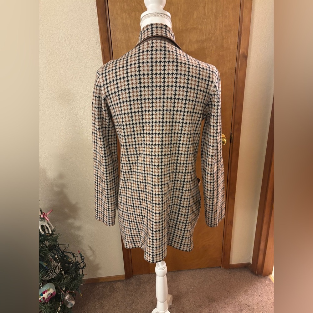Marled Women's Houndstooth Sweater Blazer in Black and Tan - Picture 3 of 10
